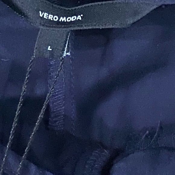Vero moda bottom - Picture 3 of 3